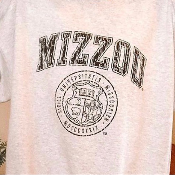 Meet your Posher, Elle - Picture 1 of 1